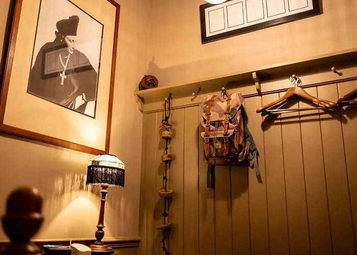 Old Town Luxury, By The Sea *