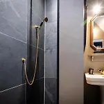 Old Town Luxury, By The Sea Apartmán