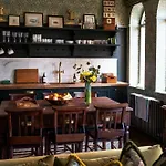 Old Town Luxury, By The Sea *