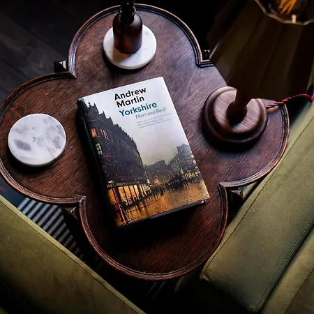 Old Town Luxury, By The Sea Apartment