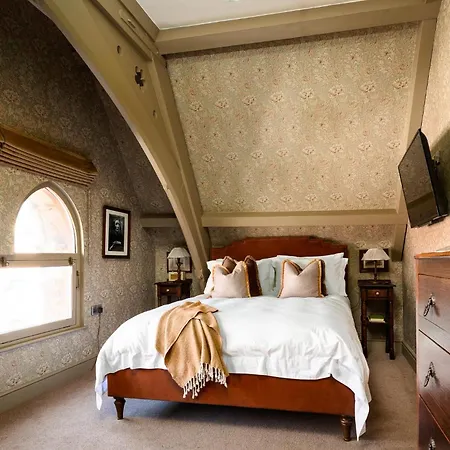 Old Town Luxury, By The Sea * Scarborough