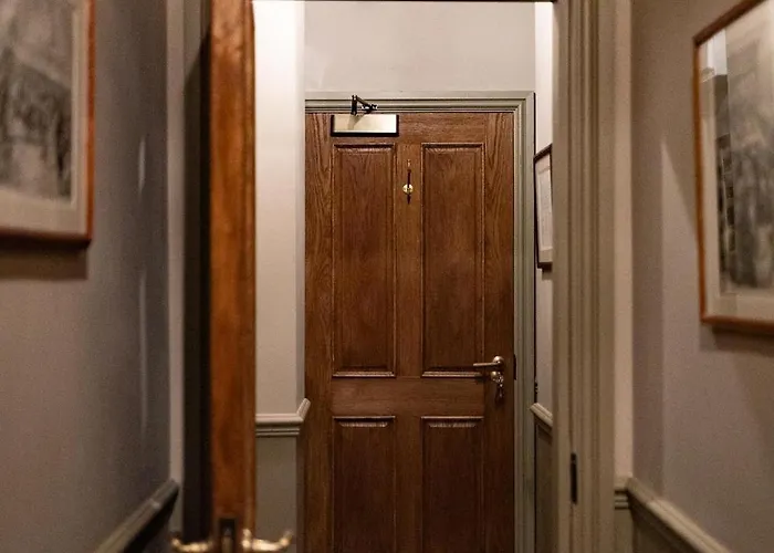 Old Town Luxury, By The Sea