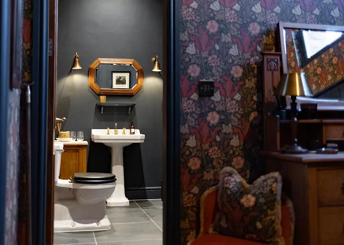 Old Town Luxury, By The Sea * Scarborough