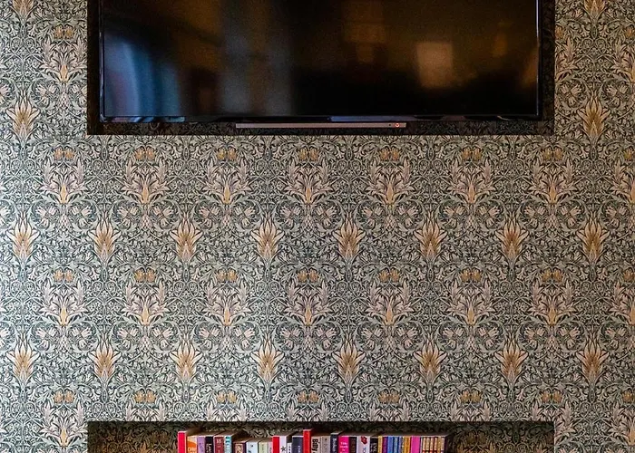 Old Town Luxury, By The Sea Scarborough