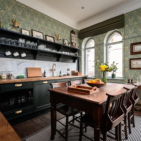 Апартаменты Old Town Luxury, By The Sea Скарборо