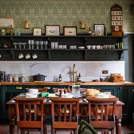 Апартаменты Old Town Luxury, By The Sea